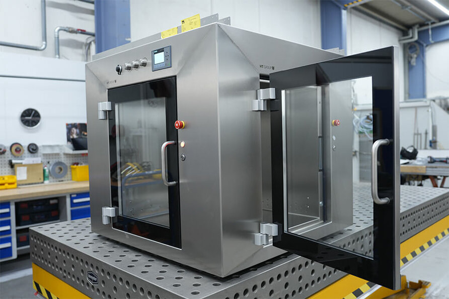 GMP material locks in production