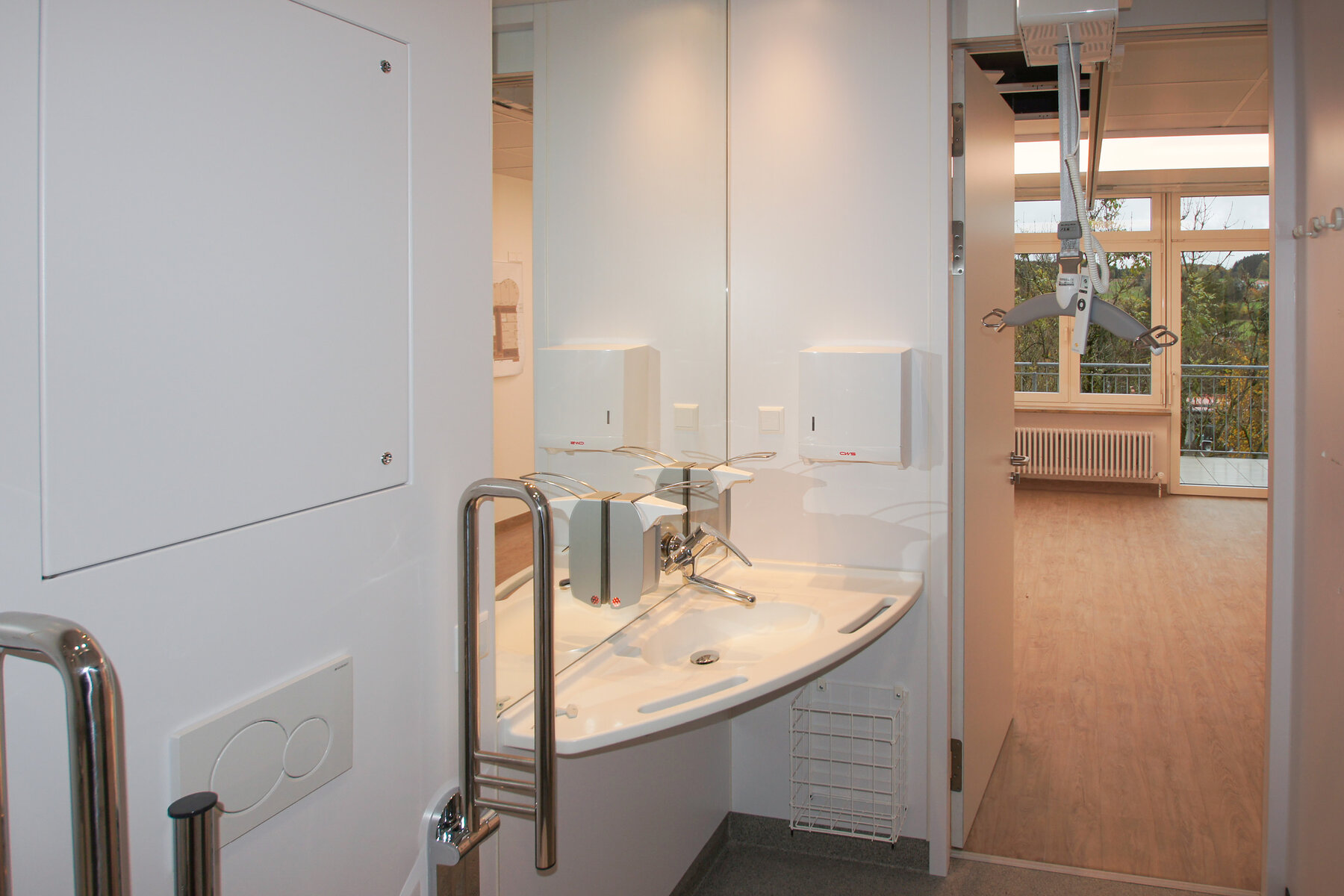 Waldburg Zeil Clinic Wangen, patient room, patient bathroom