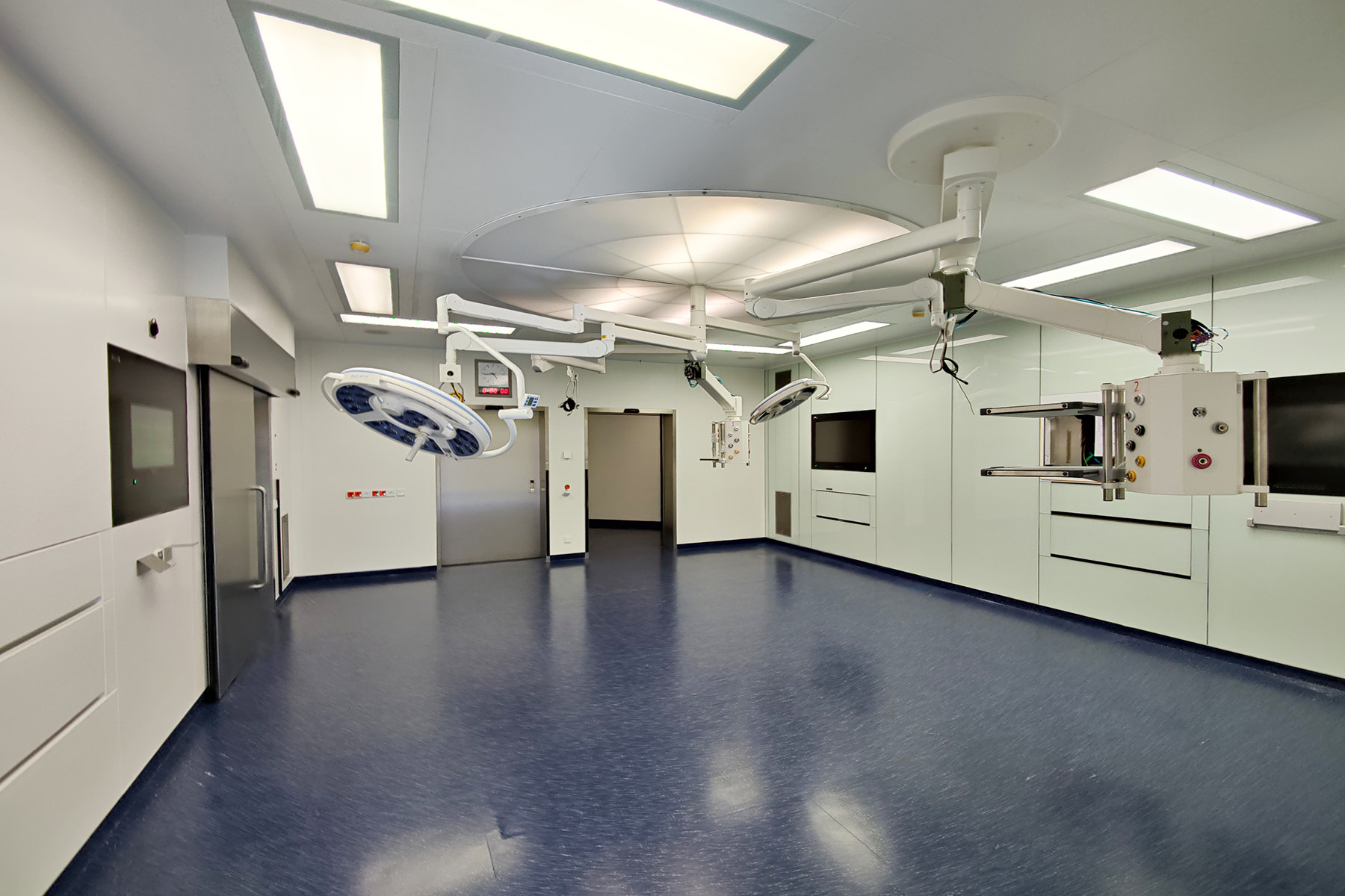Operating room in modular construction, Bolzano Central Hospital