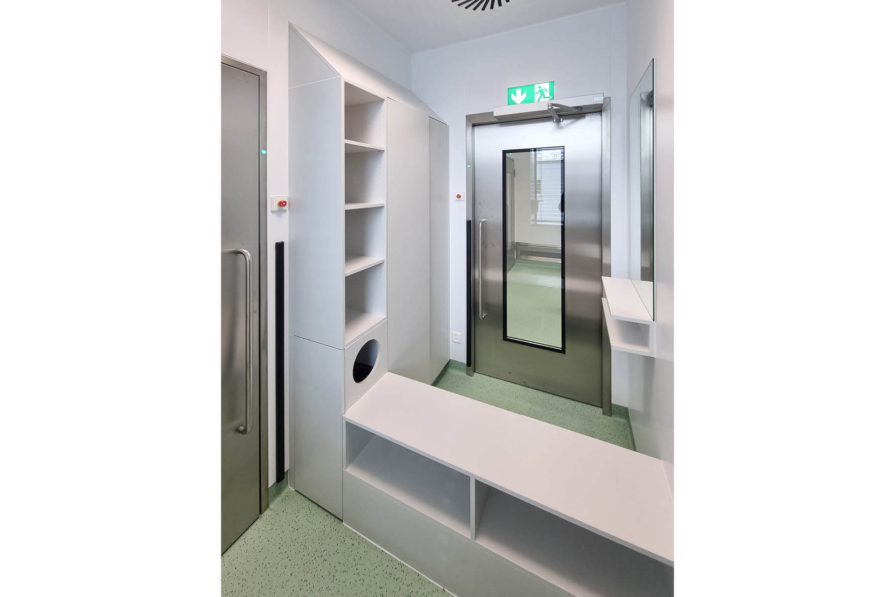 GMP laboratory for the production of cytostatics at Kantonspital Frauenfeld